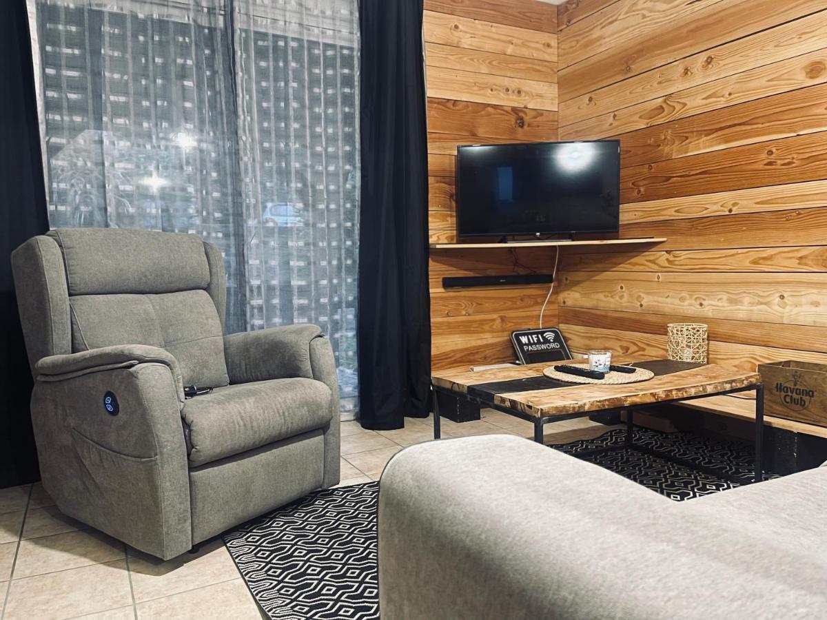 Appartement A 2 Mins Du Centre Сарла-ла-Канеда Екстериор снимка